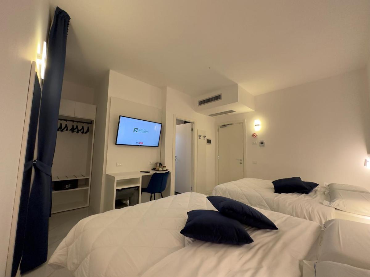 Smart Cruise Hotel